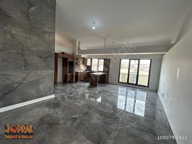 by TOPRAK'TAN VELİEFENDİ MAHALLESİNDE OTOPARKLI, 3+1 SIFIR BİNADA FIRSAT DAİRELER!.