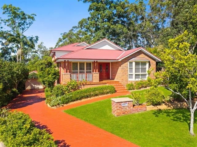 A Cherished Family Haven in a Quiet Cul de Sac