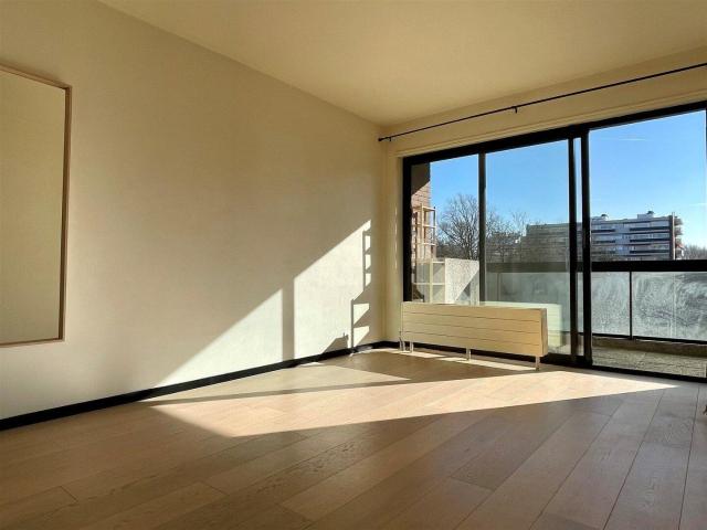 BY EMAIL PLS Apartment with Terrace