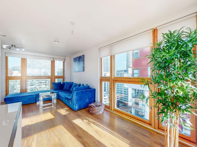 Byng Street, London E14, 2 bed flat to rent, £3,150 pcm | PrimeLocation