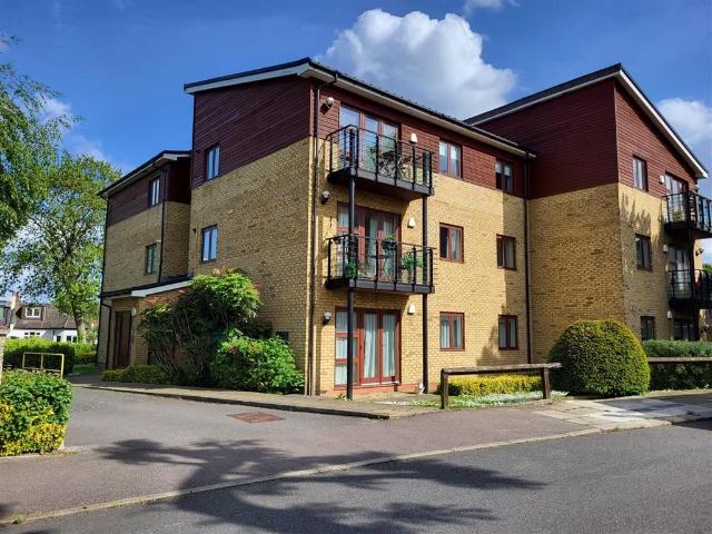 Bycullah Avenue, Enfield EN2, 1 bed flat to rent, £1,450 pcm | PrimeLocation