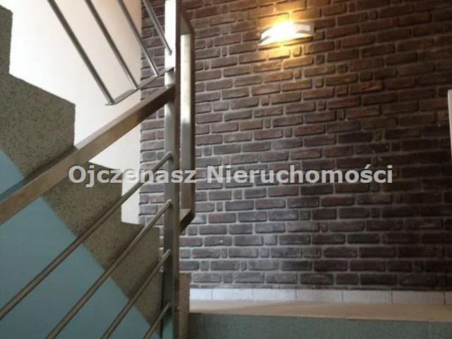 Nowoczesny lokal 270 m² z parkingiem i najemcami