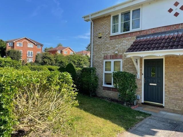 Byewaters, Watford, Hertfordshire WD18, 1 bed detached house to rent, £1,350 pcm | PrimeLocation