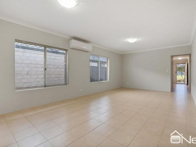 BYFORD 3X2 LOW MAINTENANCE FAMILY HOME OPPOSITE PARKLAND