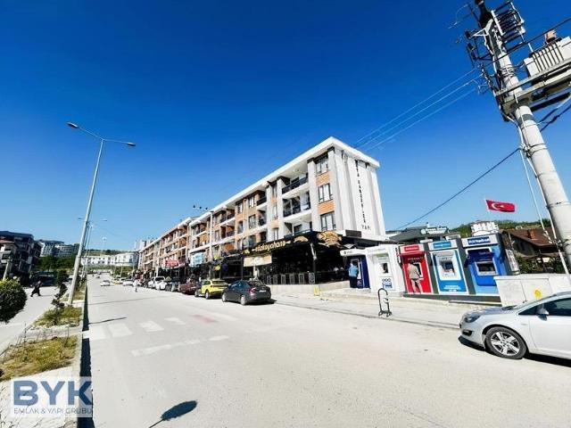 Byk' Dan! Cadde Üzeri! Eşyalı! İskanlı! Satılık 1+1 Daire!