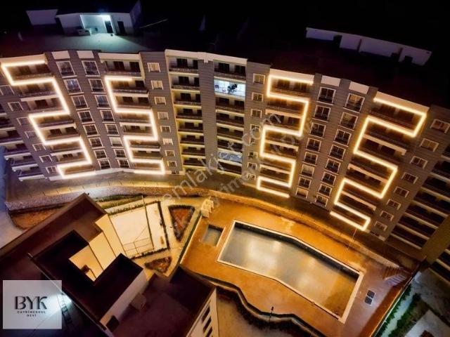 Byk'den Taşucu'nda Lux Sitede Eşyalı 3+1 Kiralık Daire
