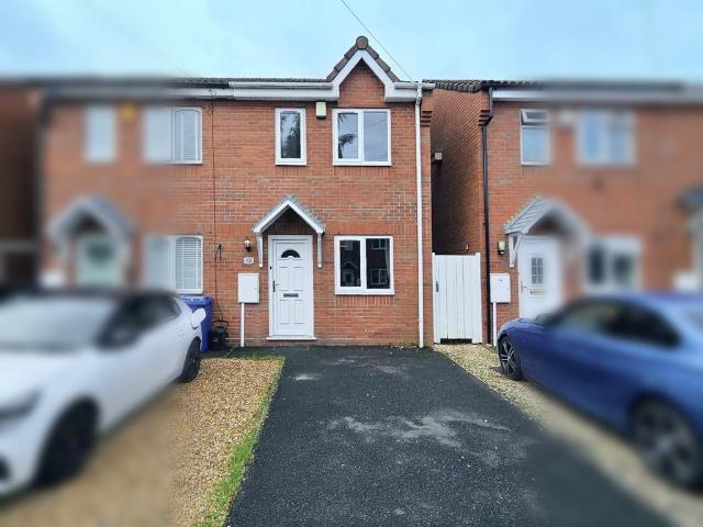 Byrchen Moor Gardens, Brierley Hill 2 bed semi detached house to rent £950 pcm £219 pw