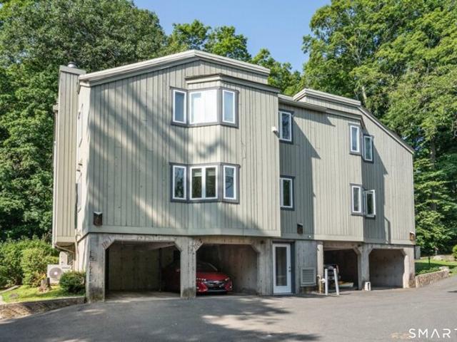 Byrne Ct Unit E, Farmington, Condo For Sale