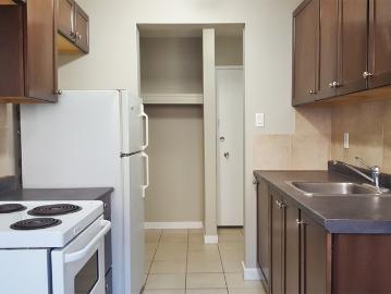 Central Mcdougall, Edmonton, Alberta - Balcony