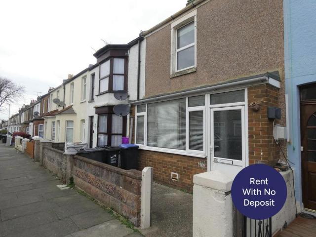 Byron Avenue, Margate, Kent, CT9 2 bed terraced house to rent £1,050 pcm £242 pw