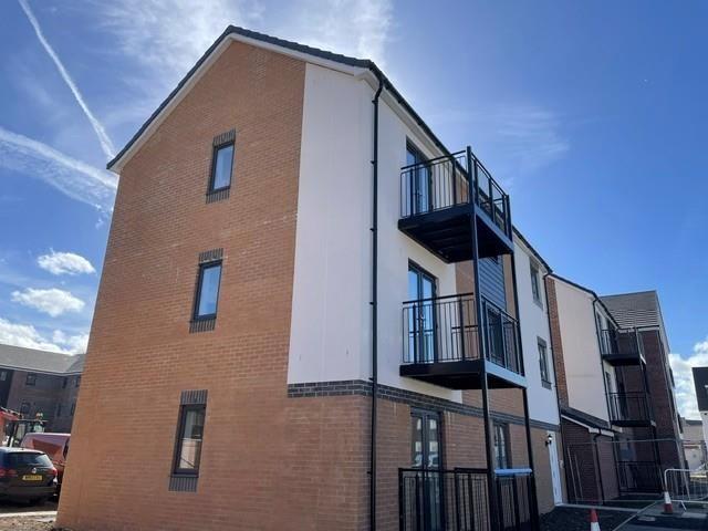 Byron Avenue, Wantage OX12, 2 bed flat to rent, £1,500 pcm | PrimeLocation
