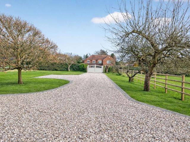 Byron Barn, Browns Lane, Knowle B93, 3 bed detached house to rent, £3,000 pcm | PrimeLocation