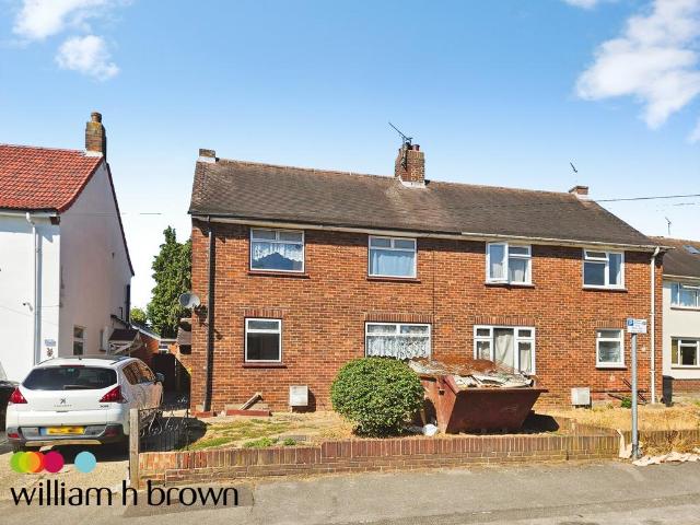 Byron Road, CHELMSFORD 3 bed house to rent £1,700 pcm £392 pw