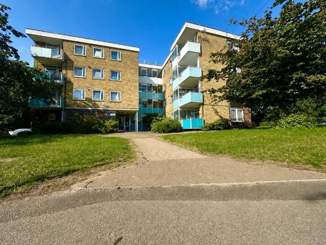 Byron Road, Southampton SO19 2 bed flat to rent £1,150 pcm £265 pw