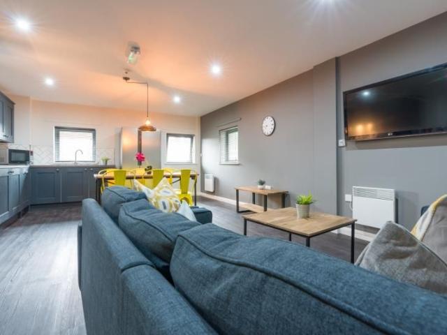 Byron Street, Newcastle NE2, 5 bed flat to rent, £715 pppm | PrimeLocation