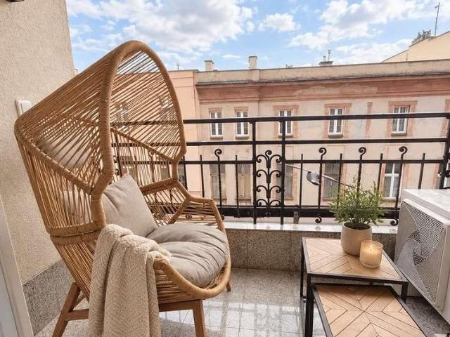 Bytom, Dworcowa 24, 49 m2