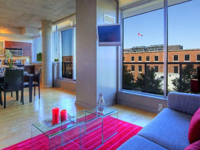 ByWard Market Ottawa Furnished Condo Rental At East Market 2 – Elegant 1 Bedroom Suite with In Suite Laundry and Fitness Center