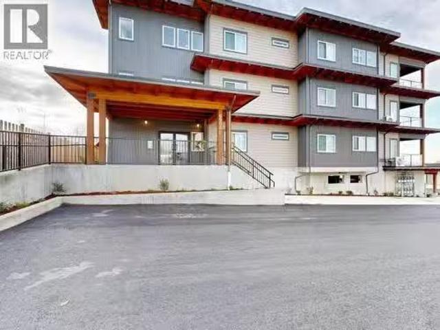 C104 6900 Burnaby Street, Powell River, BC, None Single Fami.
