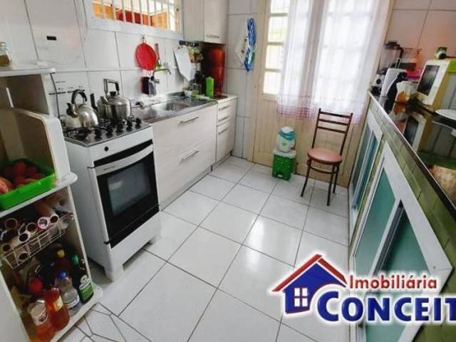 C139 Ótima residência composta de 02 terrenos