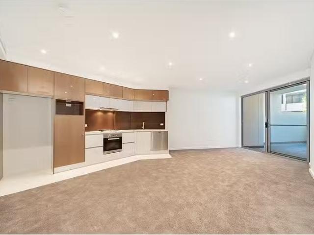 C208/7 13 Centennial Avenue, Lane Cove Apartment for rent Lis.