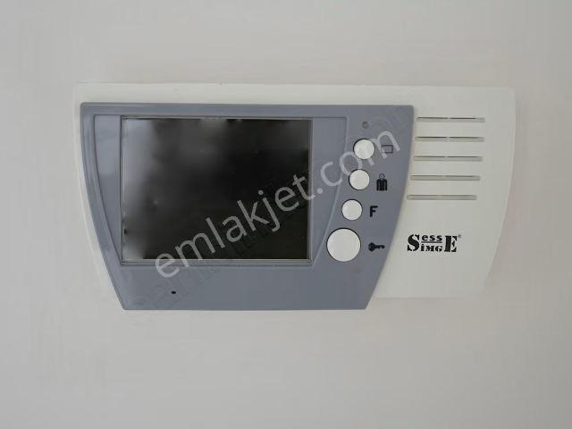 C21 Cius  Yunus Emre Park Civarında 2+1 Doğalgazlı Kiralık Daire