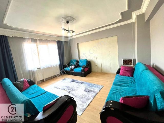 C21 Cius  Ahmet Süren Meydanı Civarı 2+1 Eşyalı Satılık Daire