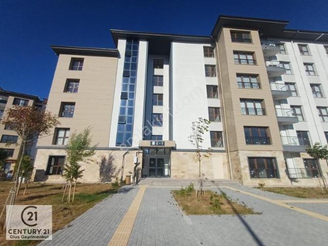 C21 Cius  Cihatlı Toki 'de Arakat Asansörlü 2+1 Kiralık Daire