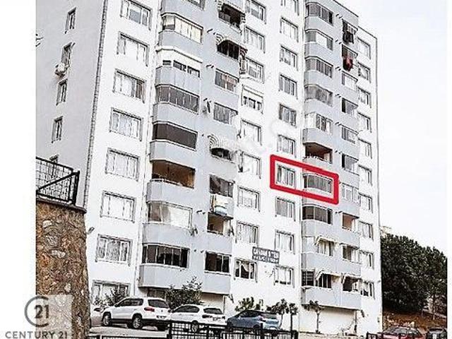 C21 Cius  Cumhuriyet'te Deniz Manzaralı Eşyalı 3+1 Kiralık