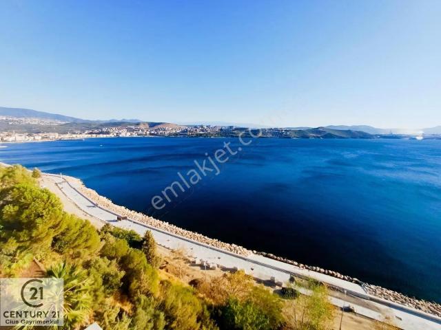 C21 Cius  Cumhuriyet'te Panoramik Deniz Manzaralı 3+1 Kiralık