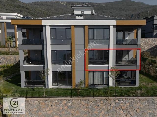 C21 Cius  Deniz Manzaralı Havuzlu Site İçerisinde Satılık Daire