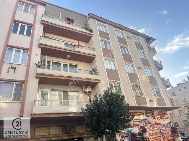 C21 Cius  Gemlik Eşref Dinçerde Kiralık Geniş 3+1 Ara Kat Daire