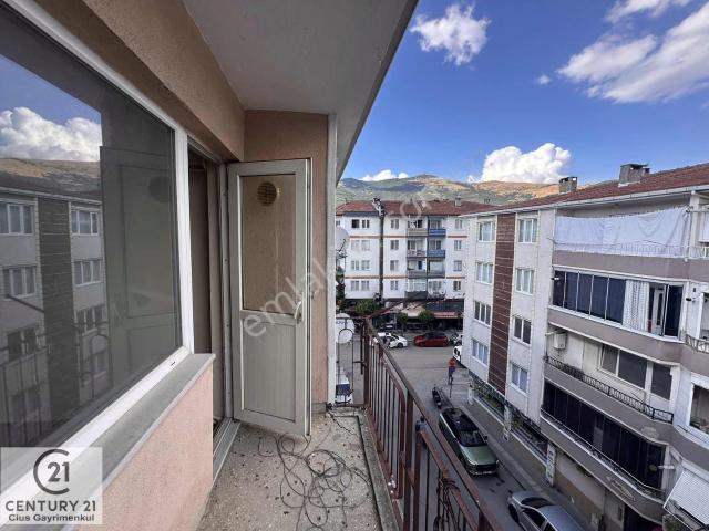 C21 Cius  Gemlik Merkezde Kiralık 2+1 Daire