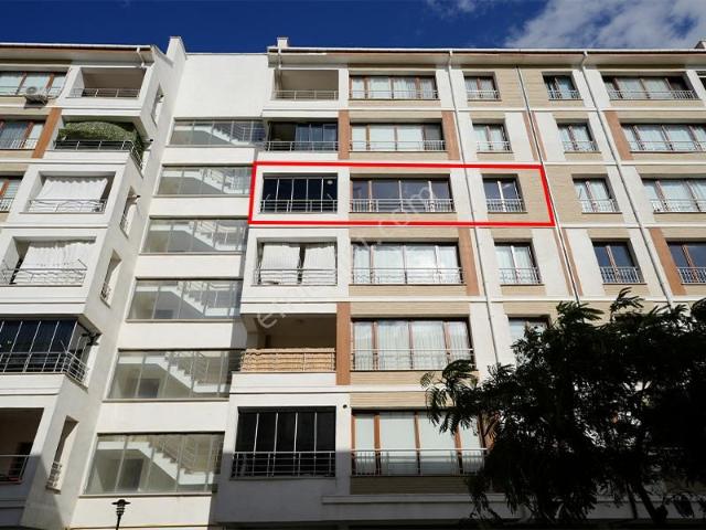 C21 Cius  Hastane Toki'de 3+1 Ara Kat Ekstralı Kiracılı Daire