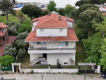 C21 Cius  Sahile 70 Metre Deniz Manzaralı 5+2 Müstakil Villa
