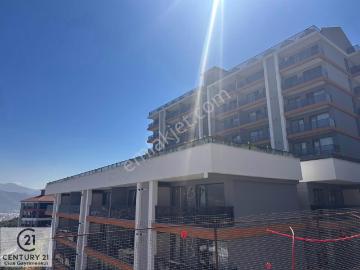 C21 Cius  Site İçerisinde Deniz Manzaralı 1+1 Eşyalı Kiralık