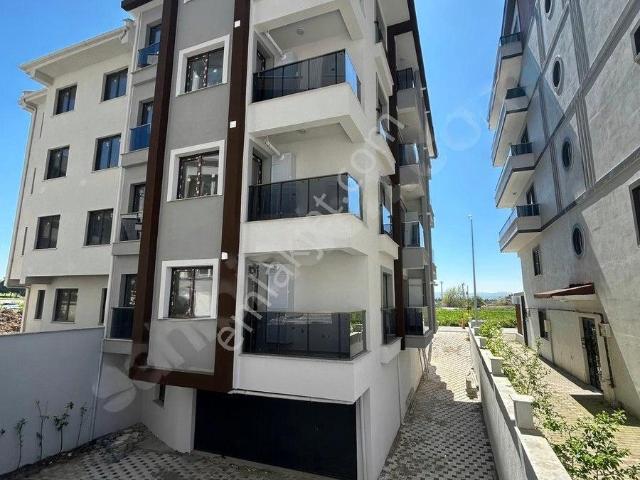 C21 Bal'dan Bahçelievler Mah. 1+1 Satılık Daire