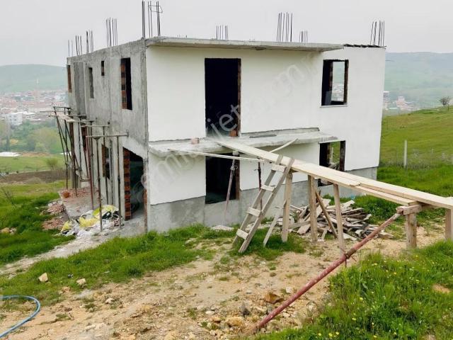 C21 Bal'dan Balıkesir Üniv. Yakın Çömlekçi Mah. Satılık Villa
