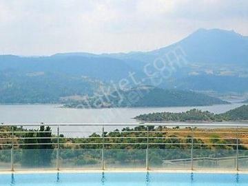 C21 Bal'dan Laguna Termal Resort'ta Satılık 1+1 Villa