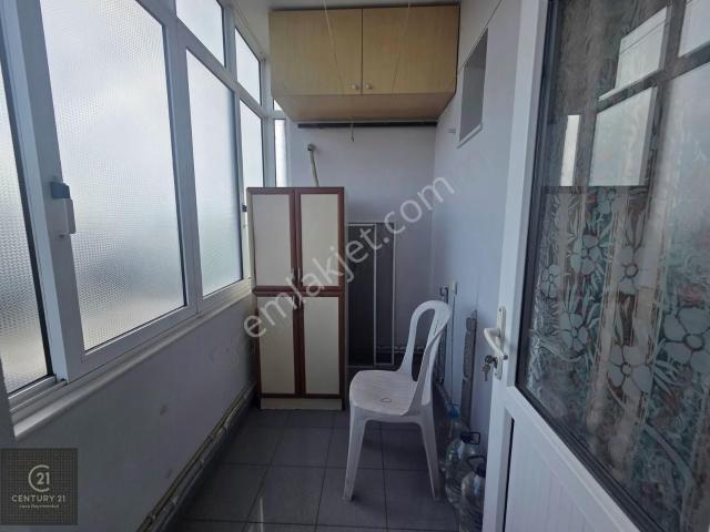 C21 Loca'dan Paşaalanı Emniyet Müdürlüğü Kavşağında Kiralık 3+1