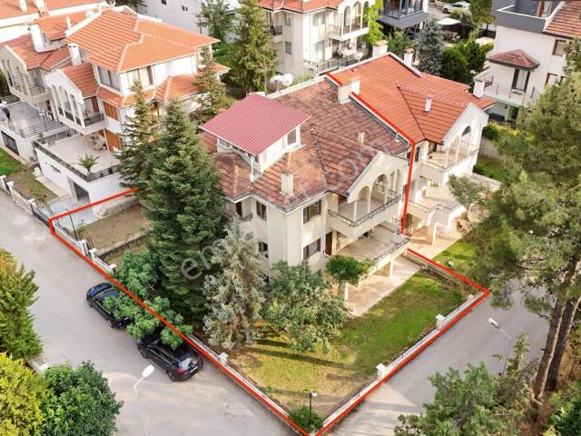 C21 Loft'tan Çamlık Yeşilkent Sitesinde Satılık Müstakil Villa
