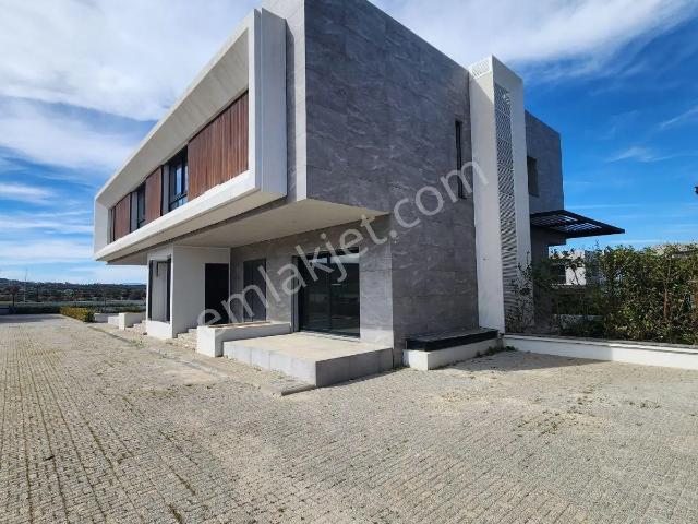 C21 Loft'tan Coza Villalarında Satılık Villa