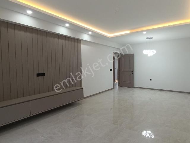 C21 Loft'tan Havuzlu Site İçinde 3,5+1 Kiralık Ultra Lüks Daire