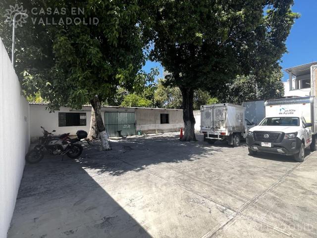 C?ntrica casa con bodega y estacionamiento