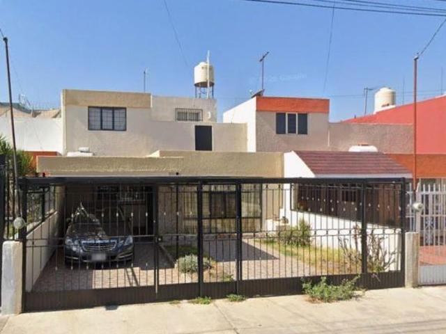 C. Bruno Moreno, Jardines Alcalde, Guadalajara, Jal