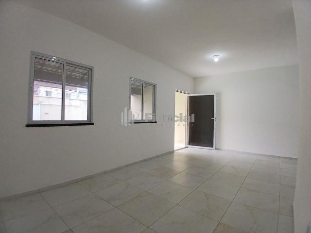 C FUNCIONARIOS CASA JOSE ALVES CAVALCANTE, 211