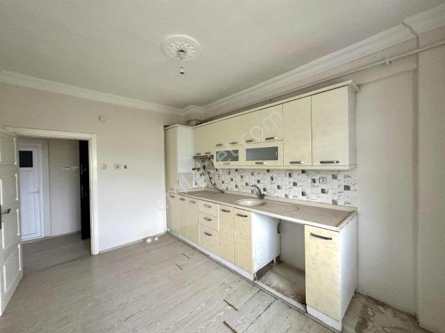 Cıhan Çaylan / 3+1 Kiralık Merkezi Konum