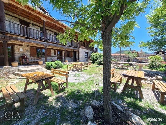 C.İ.A GROUPTAN SEYİTGAZİ TARİHİ FRİGYA YOLU ÜZERNDE SATILIK OTEL
