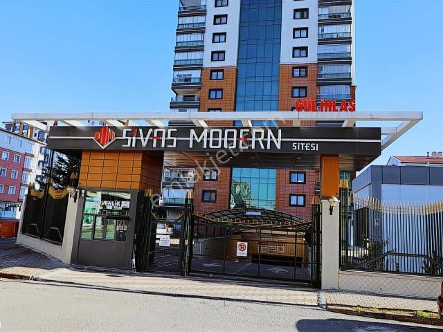 C.k.dan Numune Hastanesine Yakın Satılık 4+1 Lüks Daire