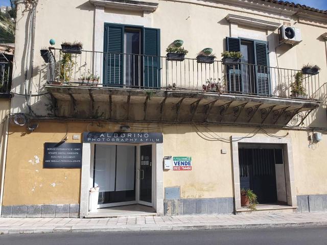 C.SO UMBERTO I 448 493 monolocale 45mq