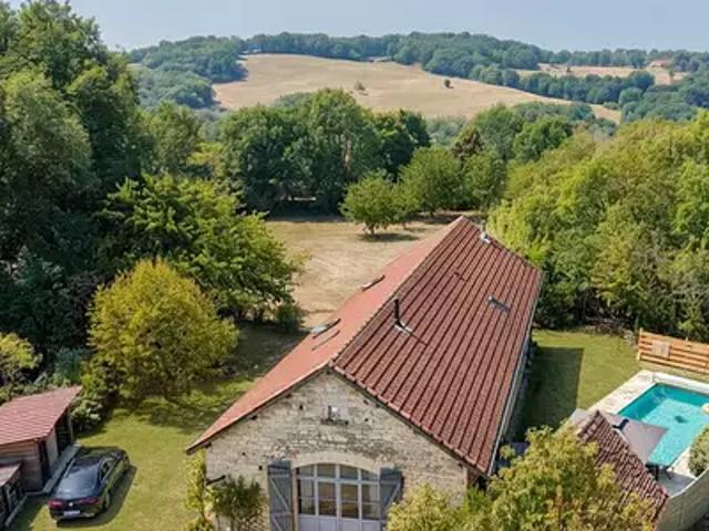Cœur de Causse 46240 Achat / Vente maison 7 pièces t7 piscine